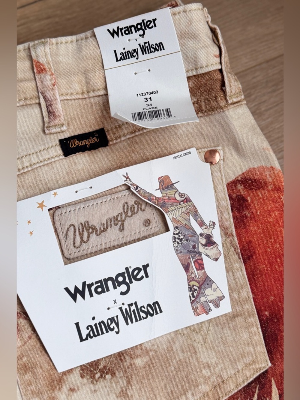 Wrangler Beige and Brown Printed Wide Leg Jeans - Picture 4 of 6